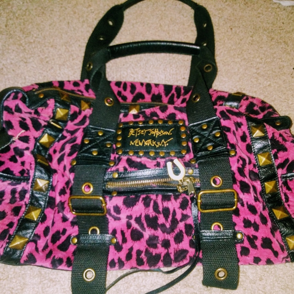 Betsey johnson purse